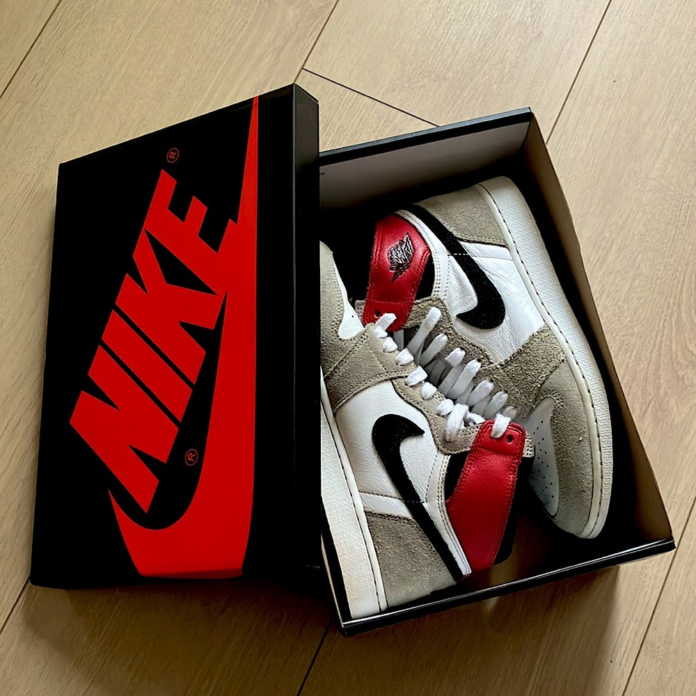 Air Jordan 1 High Light Smoke Grey Youth 6.5